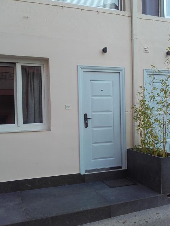 Errica Apartment Preveza Bagian luar foto